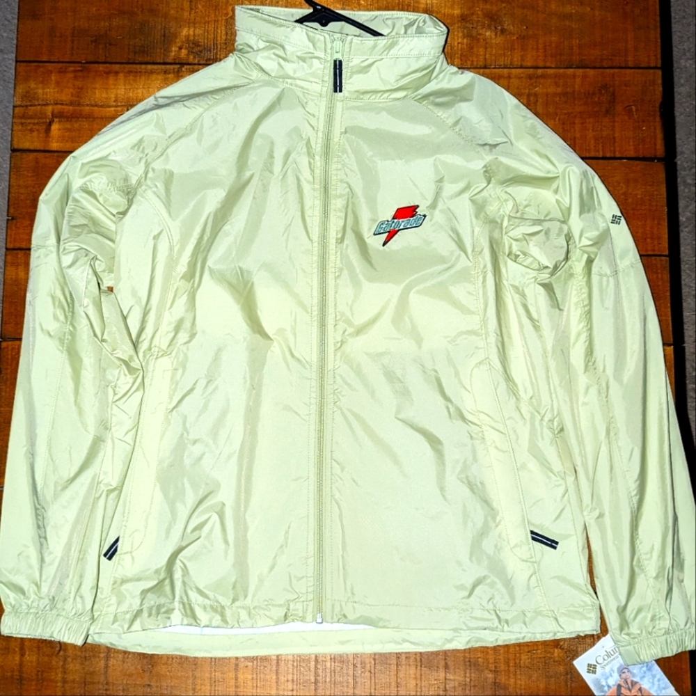 NWT Columbia Dark Celery X-Large Gatorade Vintage Packable Jacket